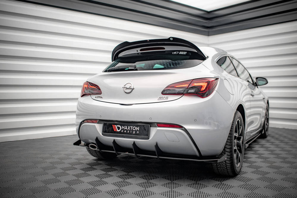 Grandes coches que no triunfaron: Opel Astra J GTC